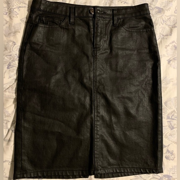 Marc Jacobs coated skirt - Picture 5 of 8